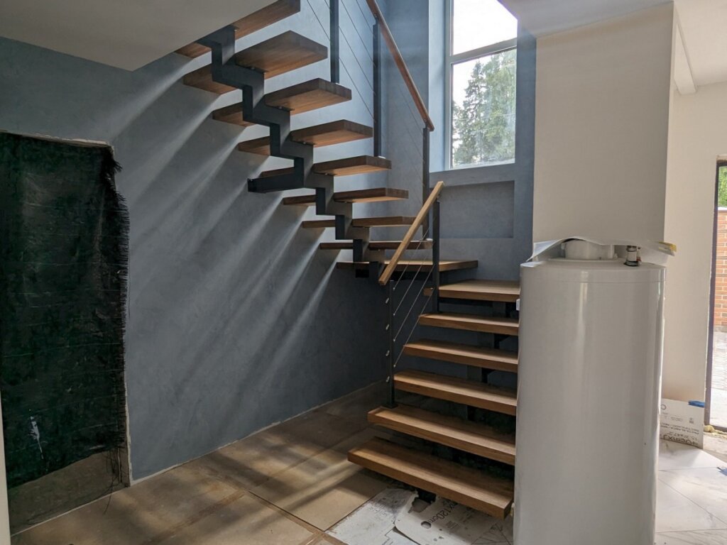 Лестница на второй этаж